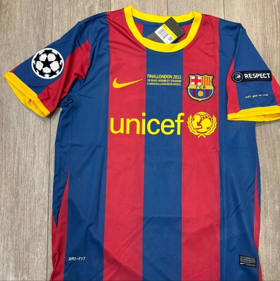 Jersey Soccer Version Retro Team Barcelona 2011 Messi # 10 - Picture 2 of 9